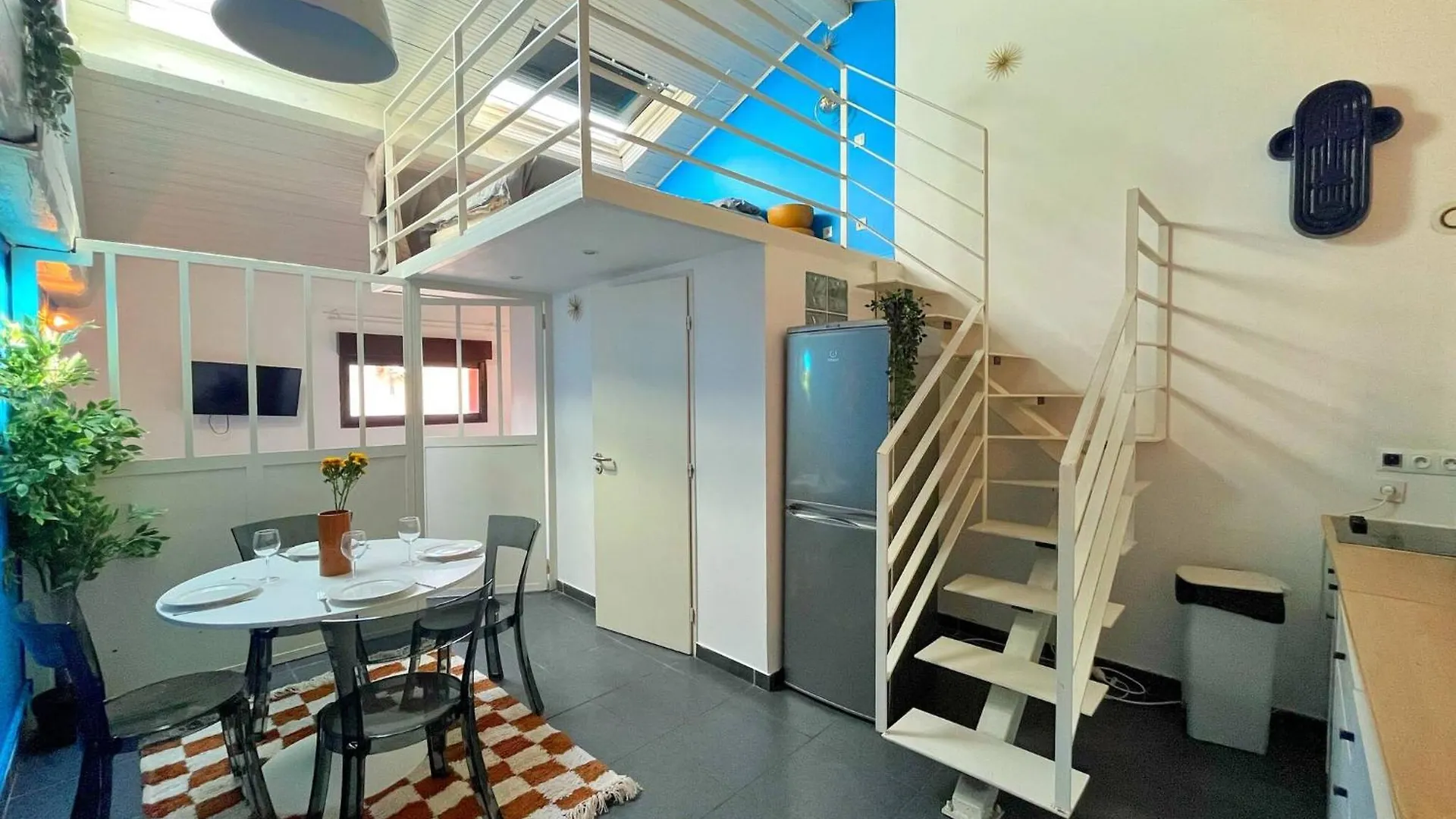 Suite Key West - Check In H24 - Wifi Villeurbanne Apartman